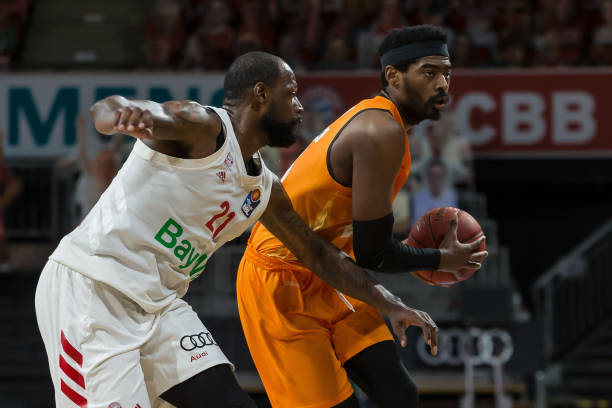 而且愿意为 而且愿意为