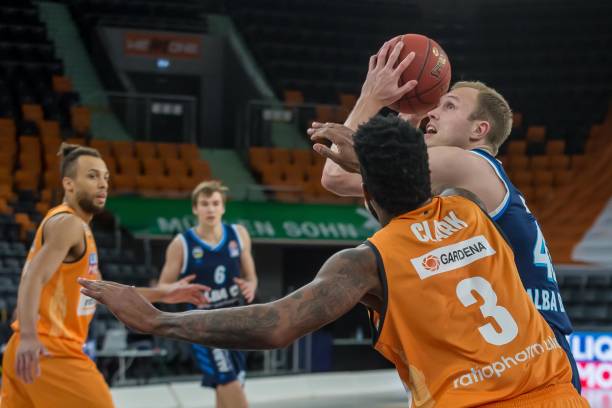 换人调整迅 换人调整迅